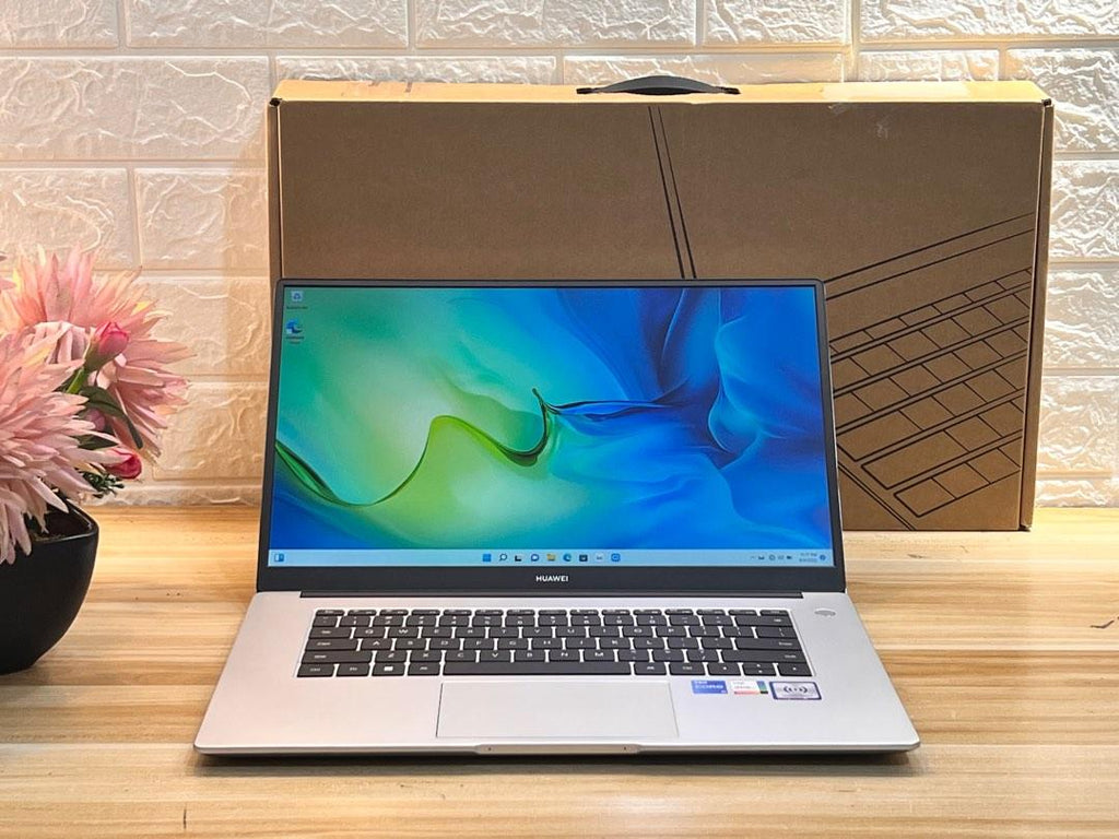 Huawei Matebook D15 i5 11th Gen 8GB+256GB